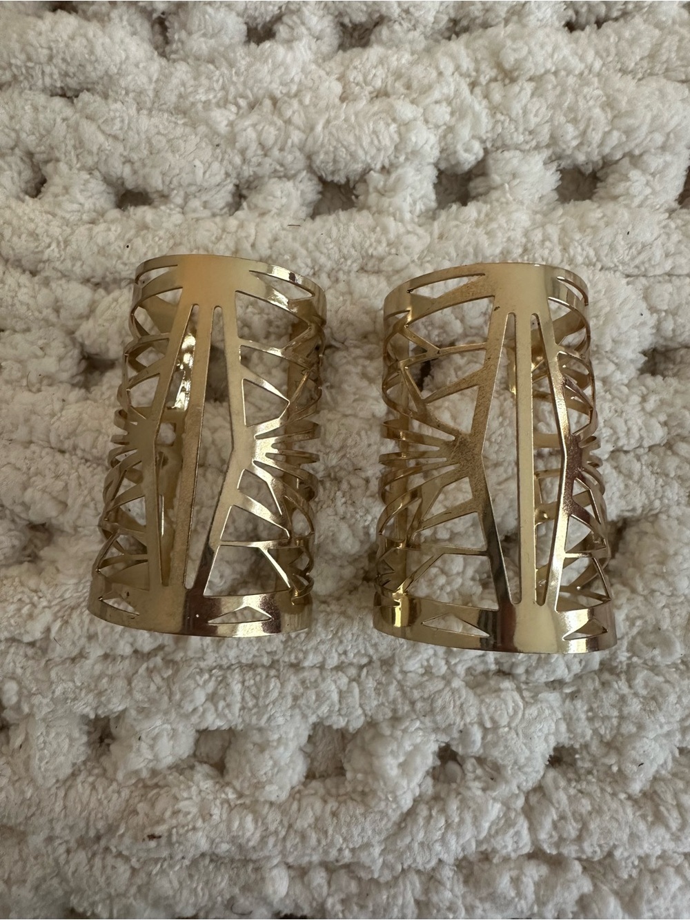 Costume Arm Cuffs - Gold Metal Cutout - Women Accessories